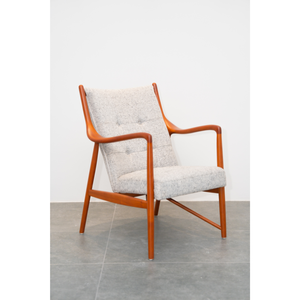 Fauteuil d'appoint en bois de noyer de luxe, siège rembourré en cuir gris capitonné pour salon, villa, hôtel PISANO - Product Image 2