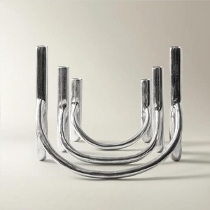 Candelabro Moderno de Metal Plateado con Múltiples Brazos, Portavelas Cónicos de 6 Luces, Centro de Mesa Abstracto Curvo para Decoración de Mesa de Boda de Lujo - Product Image 5