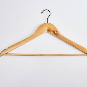 Venta Directa de Fábrica: Últimos Modelos de Perchas de Madera de un Solo Nivel del Proveedor Indio para Ropa y Accesorios de Decoración para el Hogar y Sala de Estar - Product Image 1