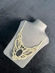 Collier pendentif en macramé fait main avec perles, design papillon tendance, style bohème naturel, cordon en cuivre réglable, bijoux de guérison bouddhiste - Product Image 2