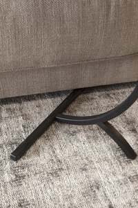 Table d'appoint rustique en bois de Naples avec base en métal, plateau en bois antique, meuble d'appoint, table pour ordinateur portable et collations - Product Image 3