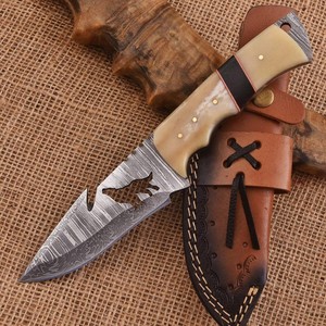 Cuchillo de Caza de Acero de Damasco con Punta Caída, Mango de Hueso, Funda de Cuero, Hoja Fija, Supervivencia al Aire Libre, Táctico, OEM - Product Image 1