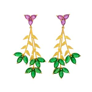 Hermoso conjunto único de pendientes largos con forma de hoja dorada y flor verde, el mejor y único conjunto de pendientes para fiesta - Product Image 1