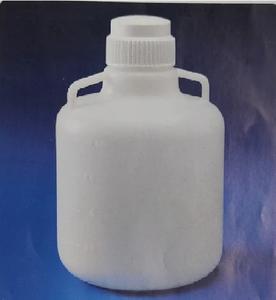 ขวดแก้วสำหรับห้องปฏิบัติการ LABYCARE ทนทาน ขนาด 10 ลิตร รุ่น SKSSC1 ฮารายาณา ออกแบบมาเพื่อการจัดเก็บและจ่ายของเหลวเคมีจำนวนมากอย่างปลอดภัย - Product Image 3