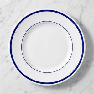 Assiette de présentation en métal bleue à bord festonné avec nœud, vente en gros |   Sous-plat de mariage en métal de 33 cm |   Assiette de service décorative gaufrée pour événements - Product Image 4