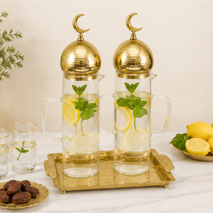 Ensemble de pichets à eau de luxe modernes faits à la main pour le Ramadan, avec couvercle en forme de croissant de lune, carafe et plateau de service doré martelé pour la décoration de table de l'Aïd - Product Image 4
