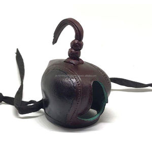 Capuches de fauconnerie Capuche hollandaise en tailles Steve Tait Disponible pour tous les oiseaux Capuche anglaise Cuir véritable avec bretelles en nylon - Product Image 2