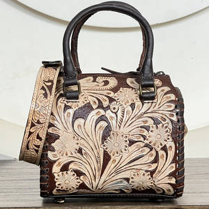 Nouveaux sacs à main de voyage Pretty Petals Mini en cuir floral gravé, sacs bandoulière et sacs à main à poignée supérieure pour femmes - Product Image 5