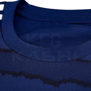 Nouveau design de maillot de football pour hommes, commande en gros, respirant, avec impression par sublimation pour l'entraînement d'équipe - Product Image 2