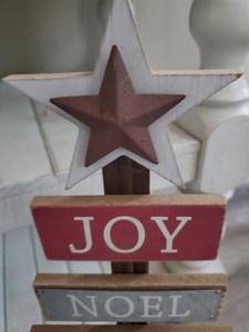 Panneau de Noël en bois à empiler Joyeux Noël Paix Croyance Décoration rustique de Noël à poser au sol Forme rectangulaire Thème hivernal - Product Image 2