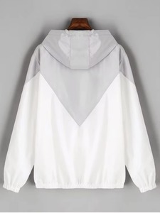 Vêtements de sport pour femmes, veste imperméable, coupe-vent chaudement doublée pour les aventures en plein air - Product Image 3