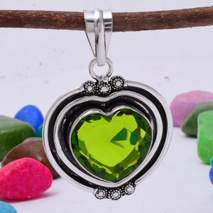 Pendentif en forme de cœur en péridot, argent sterling 925, pierre précieuse verte naturelle, bijoux, cadeau d'anniversaire pour elle - Product Image 2