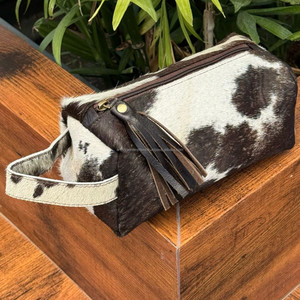 Cheveux personnalisés de haute qualité sur cuir de vachette véritable avec pompon trousse de toilette maquillage cosmétique stockage voyage organisateur boîte - Product Image 5