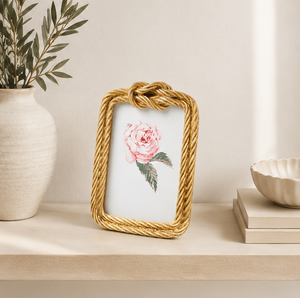 Cadre photo en or style moderne, design nœud torsadé de luxe, en métal et résine, pour décoration de table de mariage et de la maison - Product Image 2