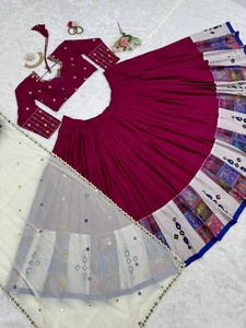 Conjunto de Lehenga Choli Navaratri para Mujer, Vestido Tradicional Rojo de Rayón Largo con Bordado, para Fiestas - Product Image 5