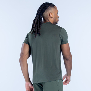 Chemises de sport pour hommes en polyester et élasthanne de haute qualité 180 GSM, coupe ajustée, avec bordure réfléchissante, légères, pour l'entraînement, logo personnalisé - Product Image 6