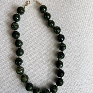 Collar de Cuentas de Resina Pintadas a Mano de Alta Calidad para Mujeres y Niñas, Joyería de Moda, Color Personalizado, Precio al por Mayor - Product Image 1