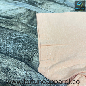 Camiseta de Manga Corta Beige para Hombre Fortune Apparel con Estampado de Escorpión, Cuello Redondo, Estilo Casual, Transpirable, 100% Algodón - Product Image 3