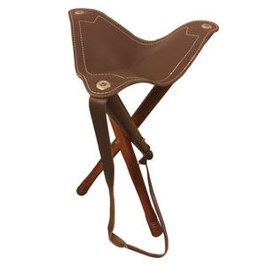 Taburete Trípode Plegable de Madera con Asiento de Cuero, Silla Portátil para Acampar, Pescar y Cazar al Aire Libre, Taburete de Caza Personalizado - Product Image 1