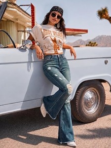 Jean en denim vintage taille haute coupe bootcut pour femme, longueur genou, en coton - Product Image 2