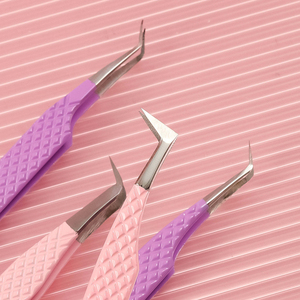 Kit de pinces à sourcils de qualité professionnelle, comprenant tout ce dont vous avez besoin pour éliminer les poils et un logo personnalisé. - Product Image 5