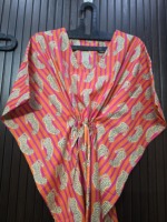 Robe Kaftan à Col en V pour Femmes Grande Taille, Coupe Ample, Longueur au Sol, Imprimé Rayé, Vêtement Casual