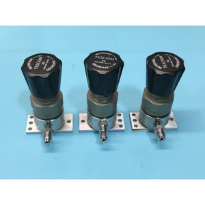 3 RÉGULATEURS DE PRESSION TESCOM 64-2660TRG20, 172700 - Équipements et Pièces Semi-conductrices d'Occasion Fiables à l'International chez - Product Image 1