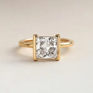 Anillo de compromiso con corte princesa en oro macizo, engaste de media montura, anillo solitario con diamante, oro amarillo, regalo nupcial moderno para ella - Product Image 4