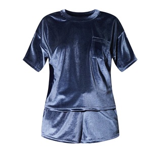 Conjunto de Camiseta Formal de Terciopelo Tejido y Pantalones Cortos Deportivos Transpirables Unisex 100% Lana de Alta Calidad, Trajes Deportivos Bordados para Yoga y Entrenamiento - Product Image 6