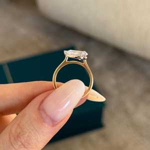 Anillo Solitario de Diamante Corte Pera de 1.00CT, Cultivado en Laboratorio, Oro Sólido de 14K, para Bodas y Enamorados - Product Image 4