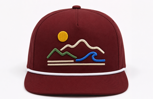 Gorra Snapback de Alta Calidad con Visera Plana, Bordado Personalizado de Paisaje Montañoso, Color Granate, 5 Paneles, Estilo Golf Rope Hat, Venta al por Mayor - Product Image 2