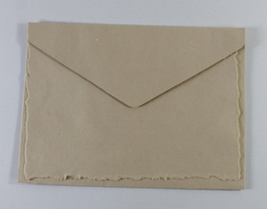 Lot de papeterie en gros pour enfants : Carte à bords festonnés 250 g/m² avec enveloppe assortie en papier recyclé fait main à partir de fibres de coton - Product Image 1
