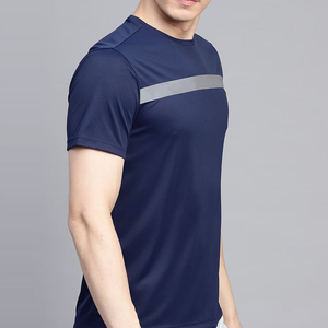T-shirt de fitness style athlétique, toucher doux, prêt pour l'hiver, en polyester - Product Image 2