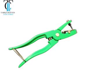 Pinzas Duraderas para Etiquetas de Oreja Veterinarias, Herramienta de Identificación de Ganado, TARIQ CRAFTED INDUSTRIES - Product Image 2