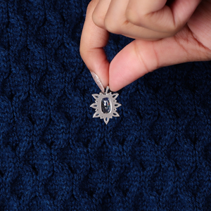 Pendentifs halo en diamant de laboratoire taille coussin de 3 carats certifiés IGI en or blanc 14 carats - Product Image 5