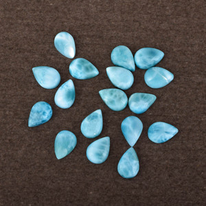 Fabricant et fournisseur indien de pierres précieuses en aquamarine bleue taille poire bleu ciel, pierres minérales polies pour la fabrication de bijoux - Product Image 4