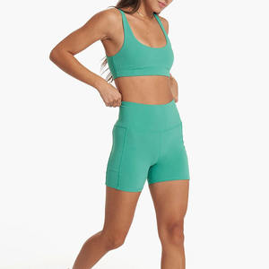 Soutien-gorge de sport pour femme en promotion – Haute qualité, extensible dans 4 directions, respirant, écologique, élasticité moyenne, XS personnalisable à l'avant - Product Image 3