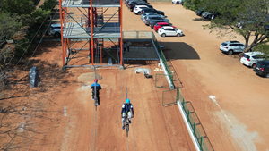 Sistema de Aventura Aérea con Tirolina para Parques Temáticos, Atracción Comercial de Ciclismo Aéreo de Alto Riesgo con Tirolina - Product Image 6