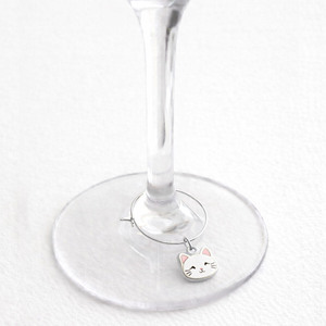 Lindo Adorno de Metal con Diseño de Animal, Reutilizable, Portátil, Personalizado, para Botellas de Vino, Recuerdo con Forma de Gato - Product Image 1