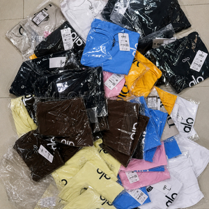 เสื้อยืดแบรนด์สั่งทำ ผ้าฝ้าย พิมพ์ลายกราฟิก สีดำ น้ำเงิน เหลือง ขาว โลโก้ปารีส ขายส่งจำนวนมาก มีสินค้าพร้อมส่ง - Product Image 5