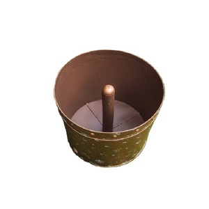 Nouveau support de tuyau d'arrosage vintage avec finition antique, pot décoratif pour l'extérieur, organisateur de tuyaux d'eau, taille et couleur personnalisables - Product Image 1