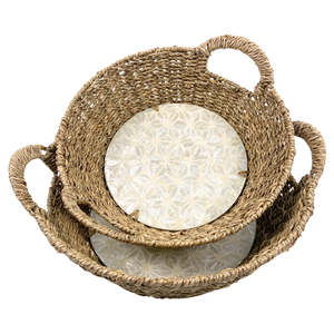 Plateau de sedge rond en MDF fait main avec incrustation Capiz avec poignées, plateau de service décoratif en panier tissé naturel avec motif floral - Product Image 6