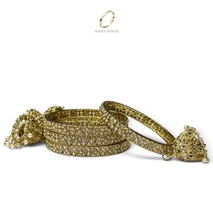 Brazaletes Jhumka Kashmiris de Acero Inoxidable Indio de Primera Calidad, Elegantes Brazaletes Chapados en Oro con Piedras de Cristal para Mujer, Joyería Nupcial - Product Image 4
