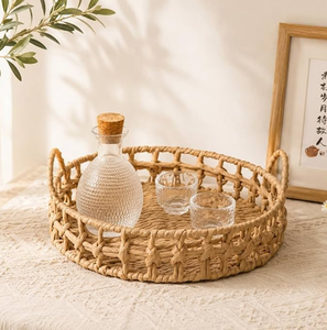 Plateaux décoratifs en rotin, accessoires de décoration intérieure, plateau en osier durable à petit et abordable prix - Product Image 1