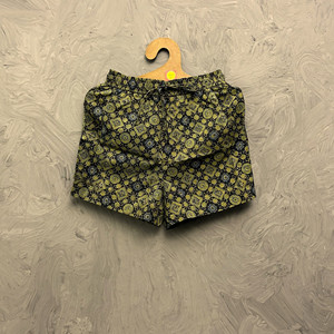 Shorts pour femmes 100% coton faits à la main, imprimé floral, style bohème, taille mi-haute élastique, basiques d'été durables, fabriqués à Jaipur - Product Image 1