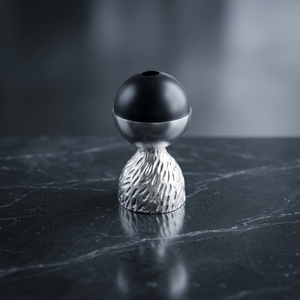Ensemble de brûleurs d'encens en métal avec bases texturées et dessus sphériques lisses, parfait pour une décoration d'intérieur moderne et élégante pour l'aromathérapie. - Product Image 4
