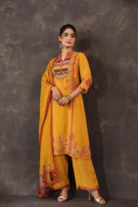 Traje Formal Tradicional 100% Seda con Silueta en A y Corte Regular - Product Image 3