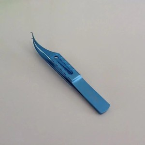 Pinzas Dentadas Oftálmicas de Titanio, Instrumento Quirúrgico Reutilizable para Cirugía Ocular, Procedimientos de Manipulación de Tejidos con Precisión - Product Image 3