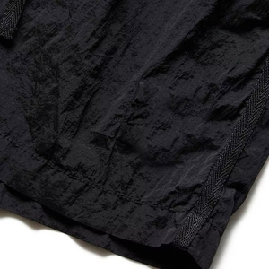 Shorts coupe-vent pour hommes, shorts de course personnalisés, tissu résistant à l'eau, design respirant, coupe décontractée, vêtements d'entraînement en plein air, ensemble complet - Product Image 3