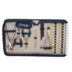 Kit d'outils professionnel pour extensions capillaires dorées avec pince à sertir les perles à trois trous, outil de dépose, presse pour extensions adhésives et pinces bec de canard - Product Image 1